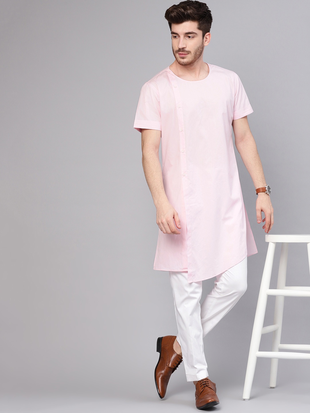 

See Designs Men Pink Solid Straight Kurta