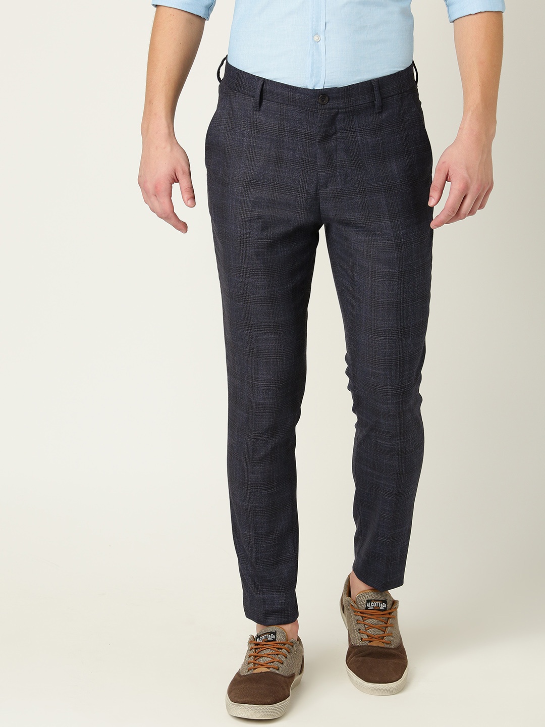 

United Colors of Benetton Men Navy Blue & Black Regular Fit Checked Cropped Chinos