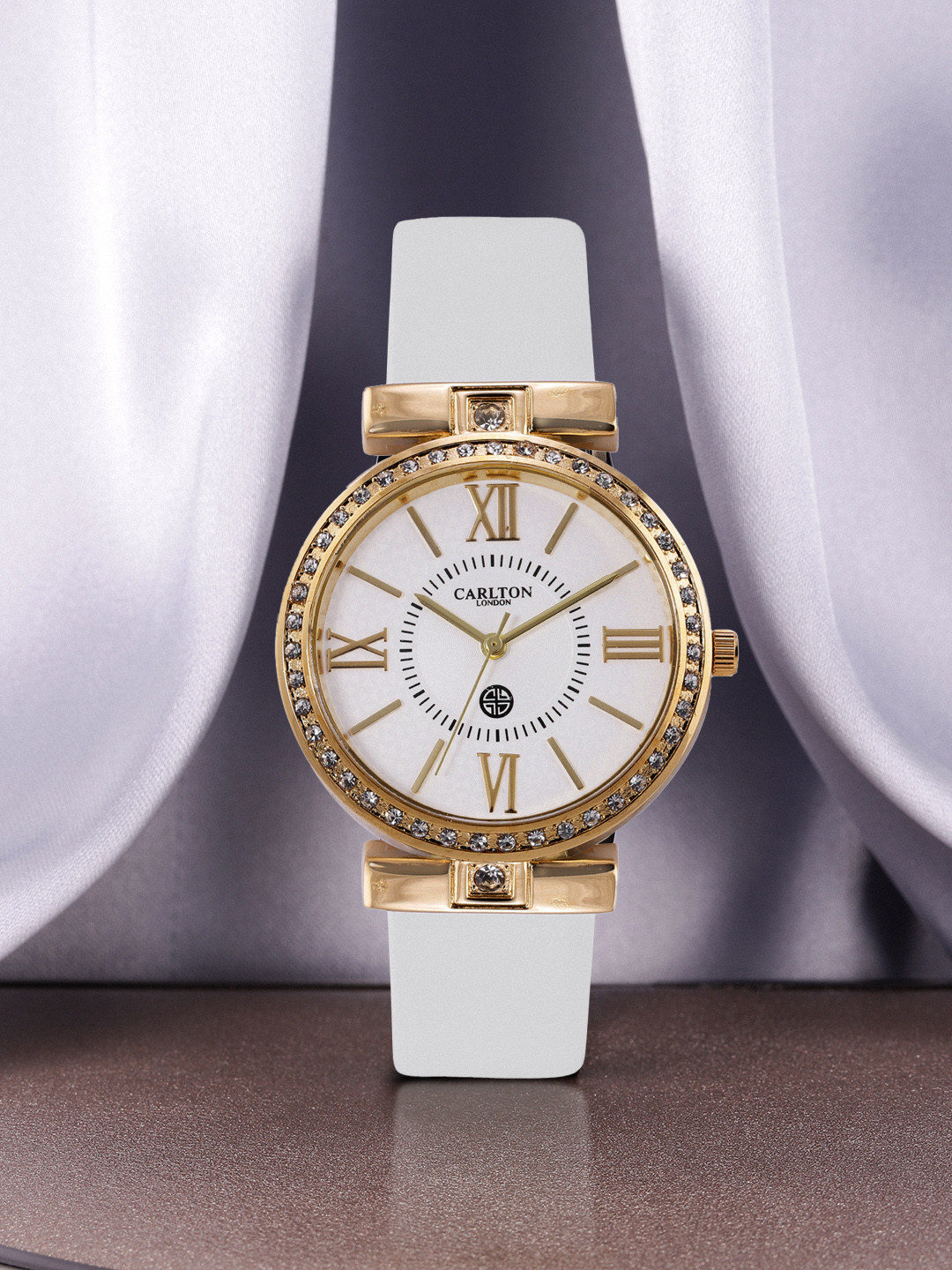

Carlton London Women White Leather Analogue Watch CL013GSI