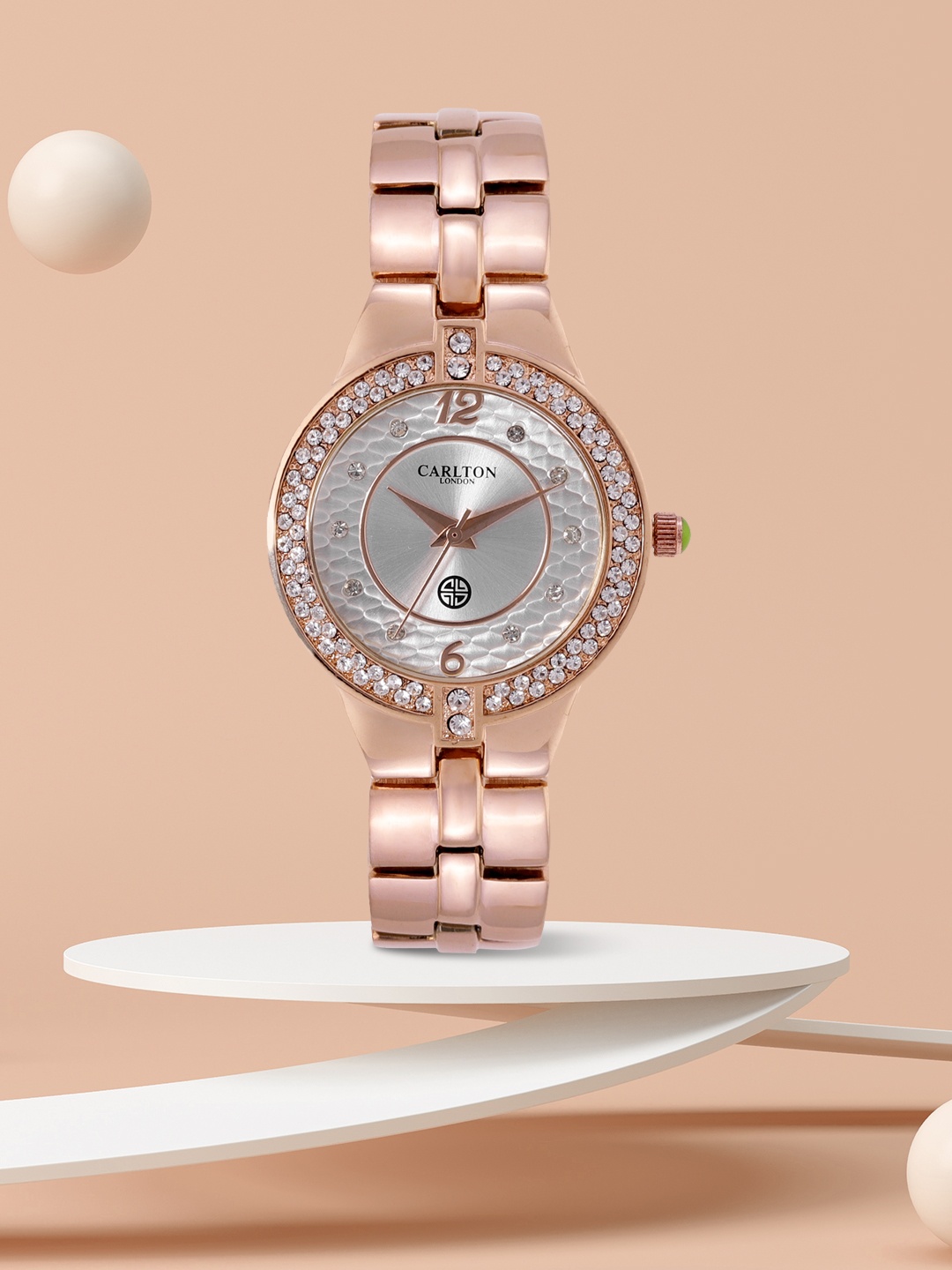 

Carlton London Women Silver-Toned Analogue Watch CL030RMAR