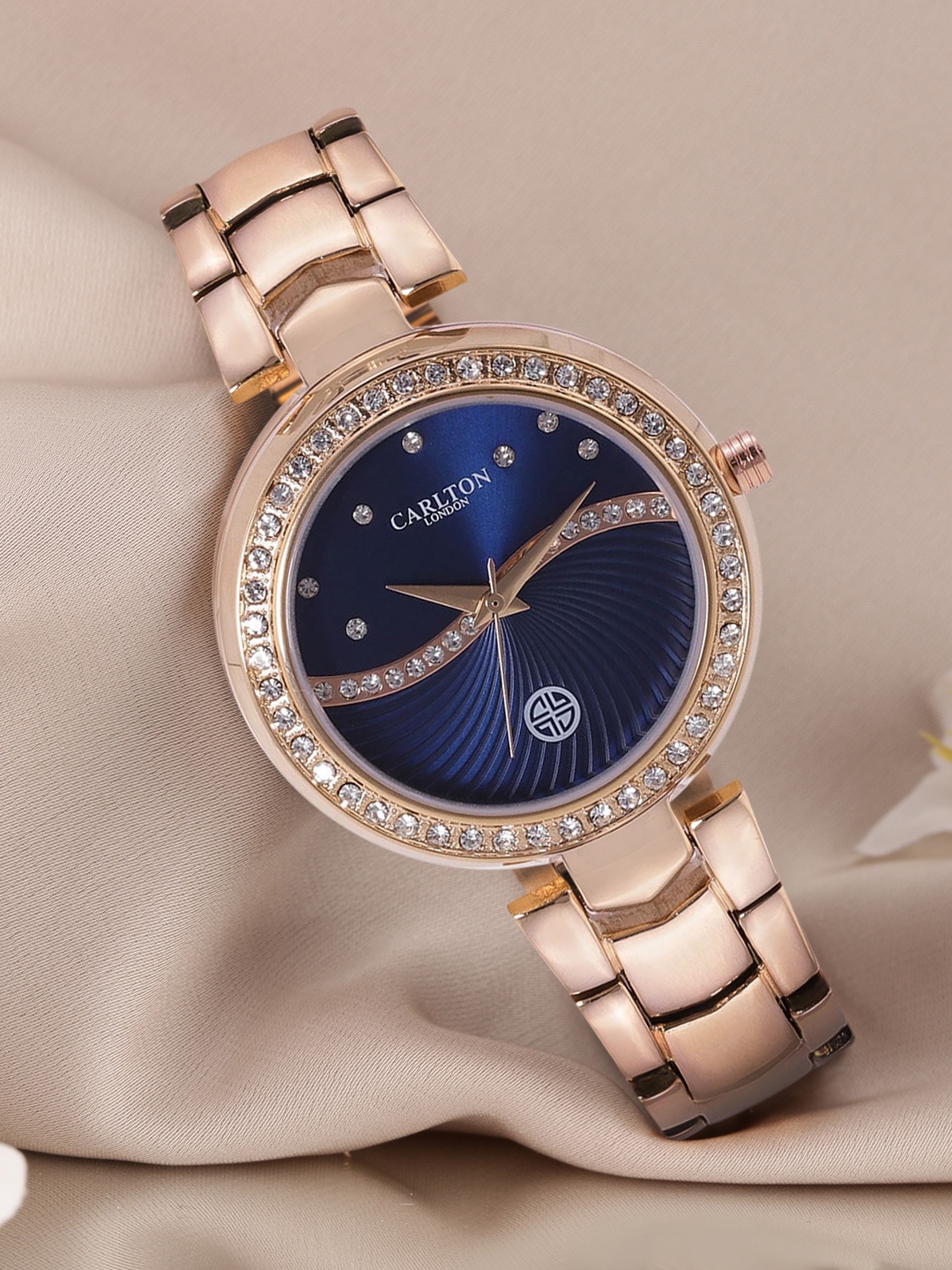 

Carlton London Women Navy Blue Analogue Watch CL023RBLR