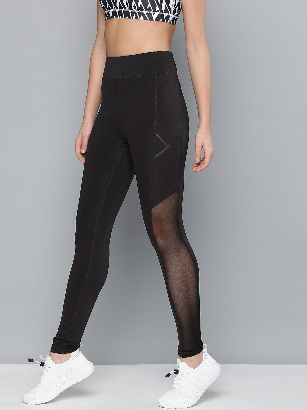 

HRX by Hrithik Roshan Women Black Solid Regular Rapid Dry Training Tights with Mesh Detail