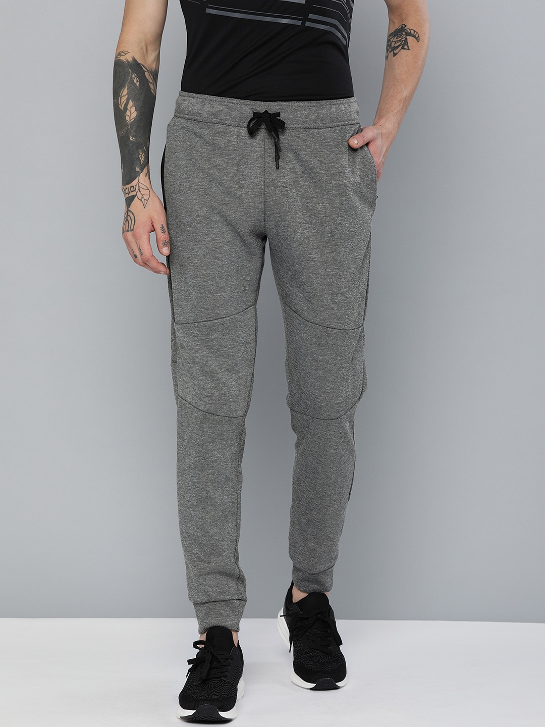 

HRX by Hrithik Roshan Men Grey Solid Slim Fit Active Running Joggers