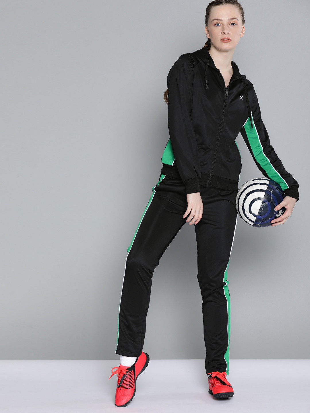 

HRX by Hrithik Roshan Women Black Solid Basketball Tracksuits