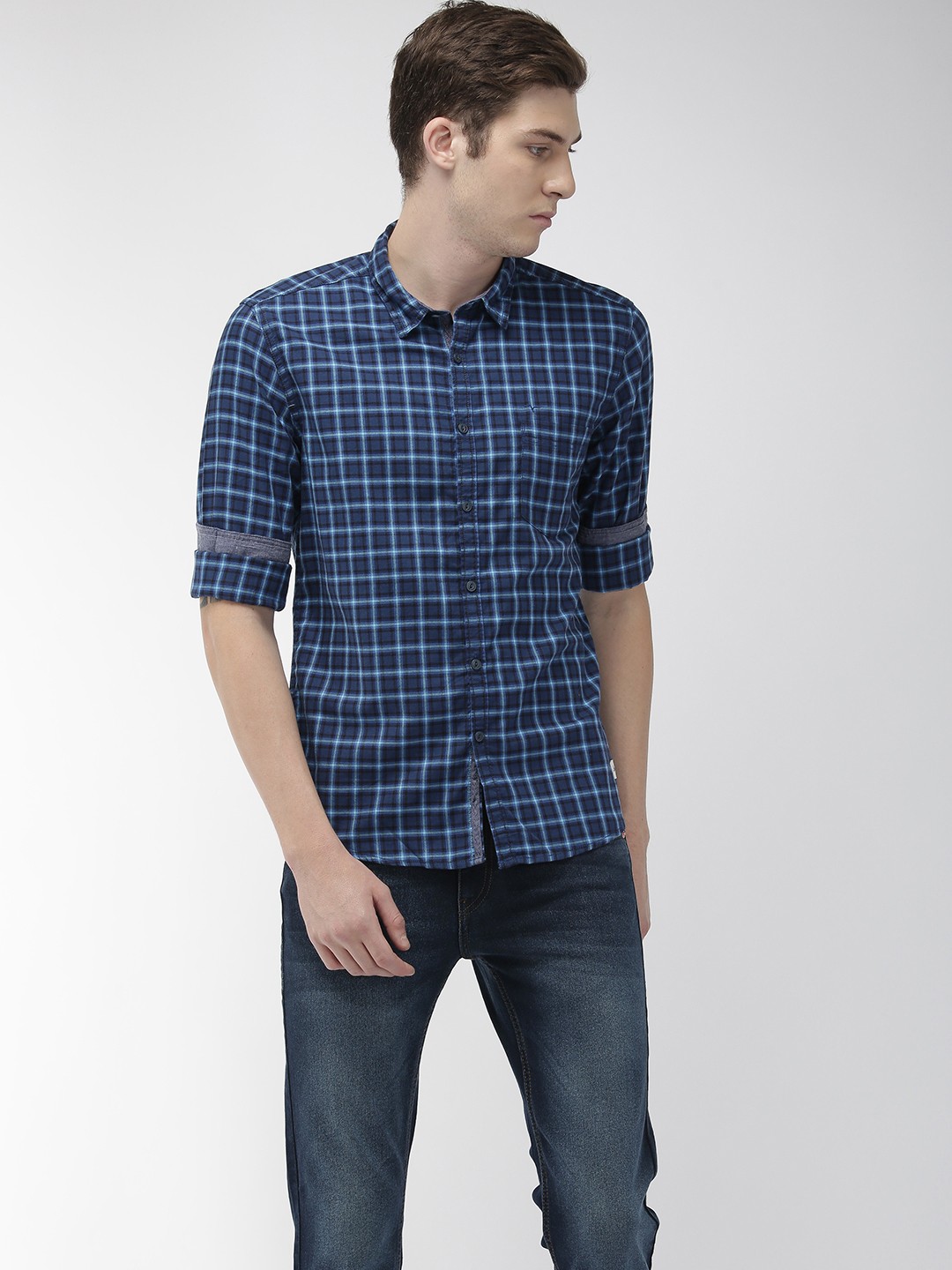 

Flying Machine Men Blue & Black Slim Fit Checked Casual Shirt