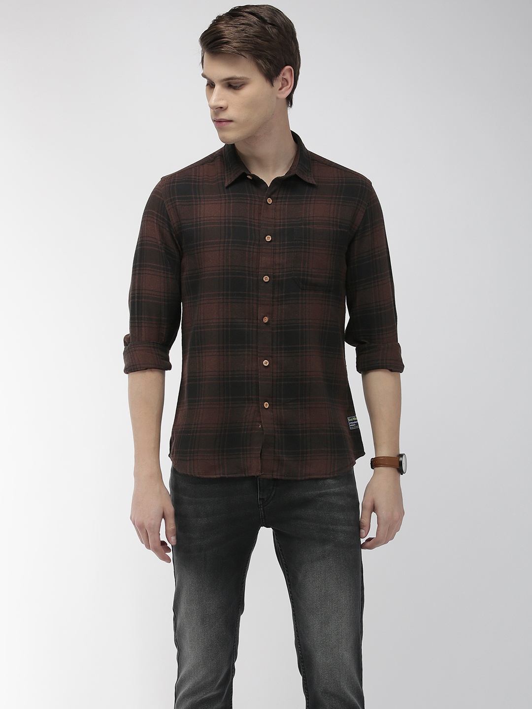

Flying Machine Men Brown & Black Slim Fit Checked Casual Shirt