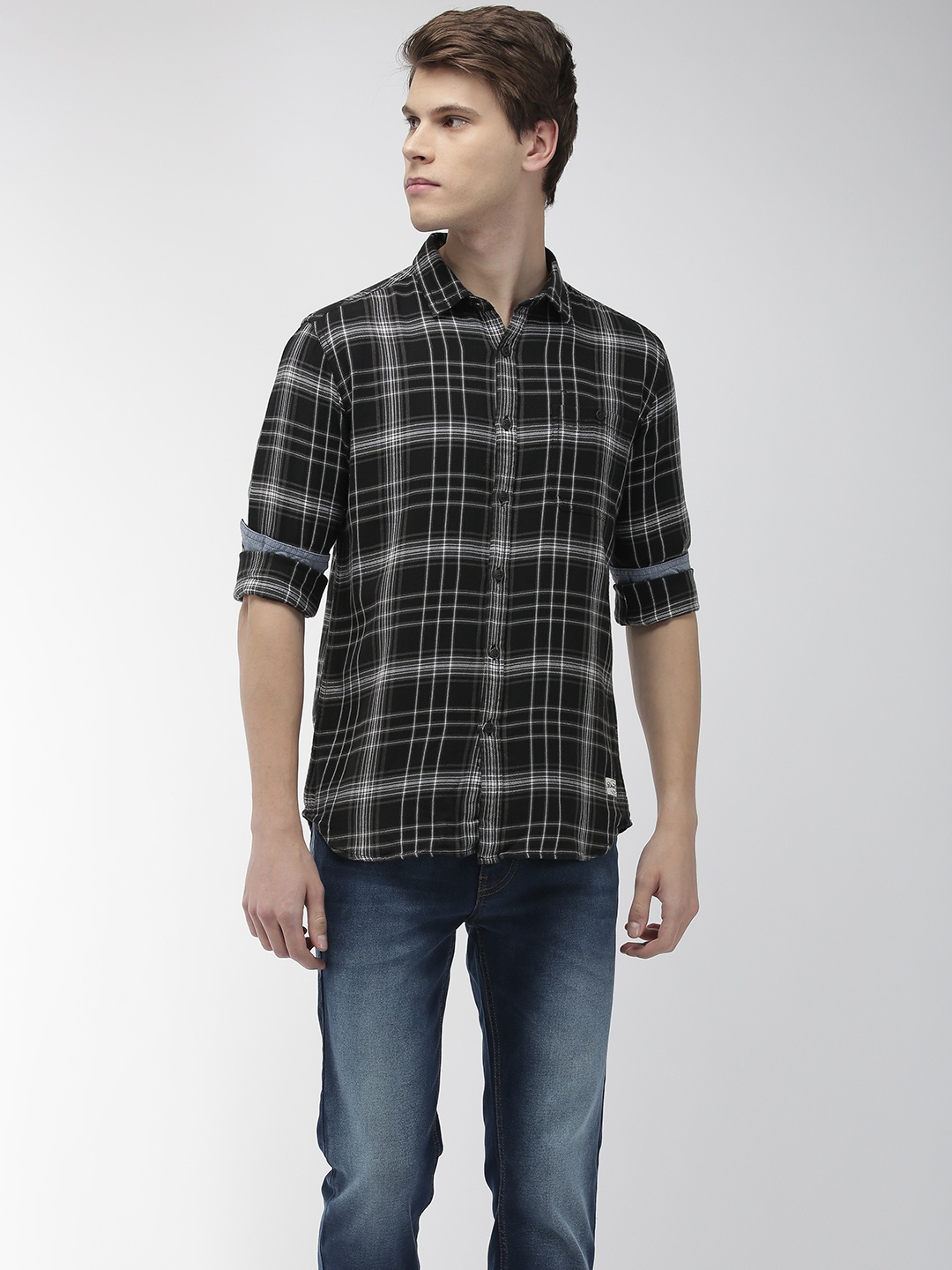 

Flying Machine Men Black & White Slim Fit Checked Casual Shirt
