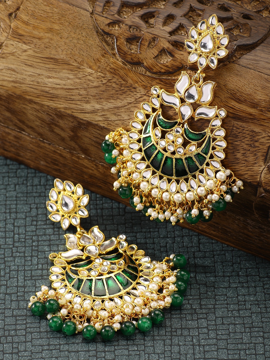 

Peora Women 18K Gold-Plated Green Kundan & Pearl-Studded Crescent-Shaped Chandbalis