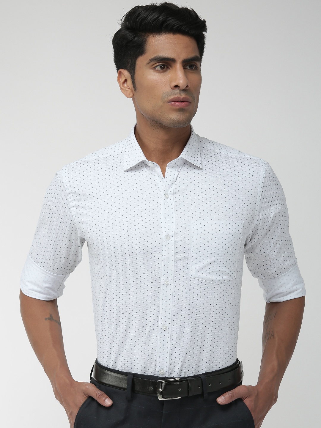 

Park Avenue Men White Slim Fit Printed Formal Shirt