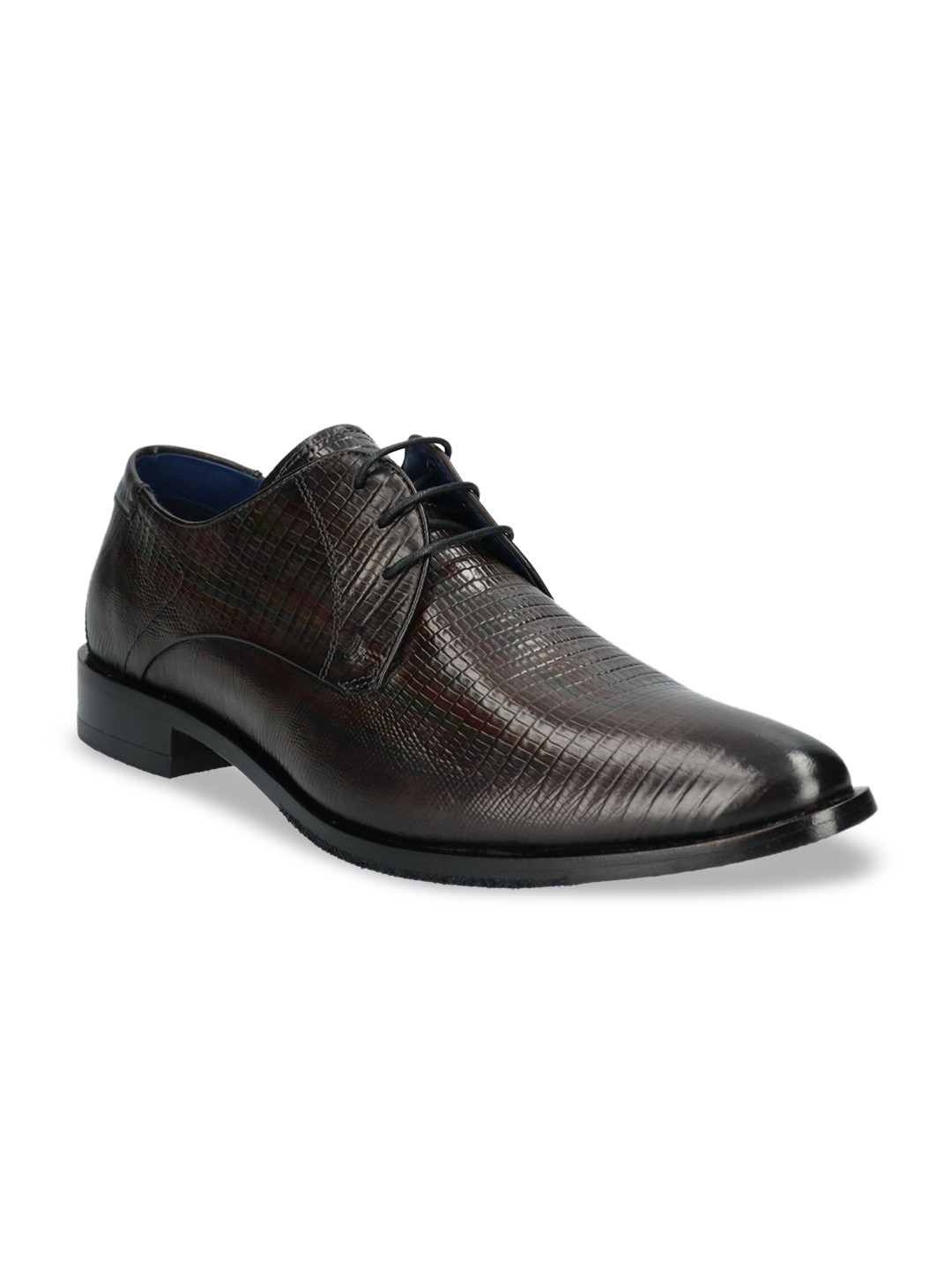 

Bugatti Men Black Textured Leather Formal Derbys