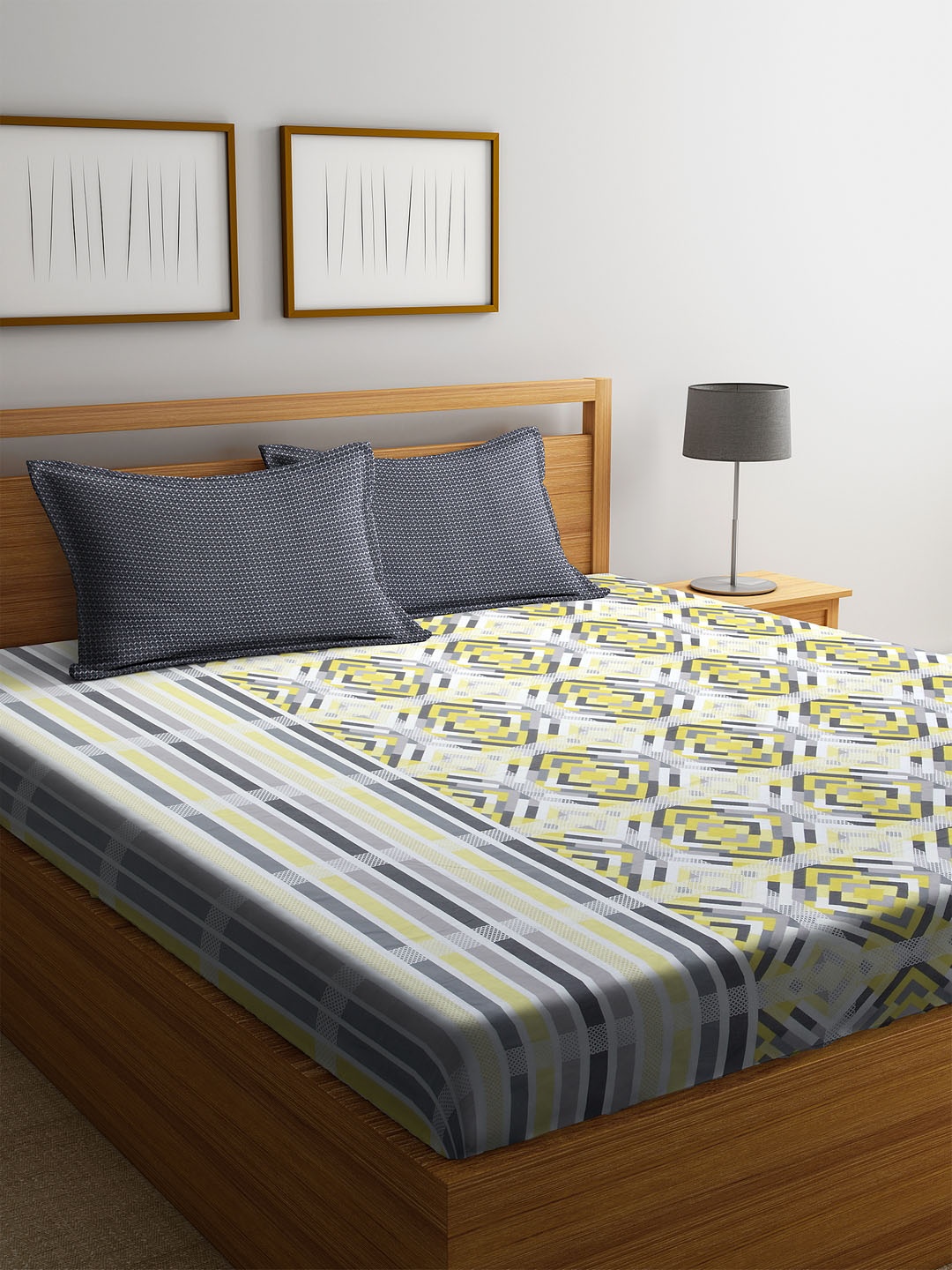 

CORE Designed by SPACES White & Grey Geometric 144 TC Cotton 1 Queen Bedsheet with 2 Pillow Covers