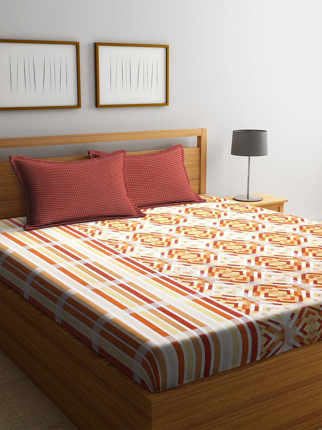 

CORE Designed by SPACES Beige & Brown Geometric 144 TC Cotton 1 Queen Bedsheet with 2 Pillow Covers