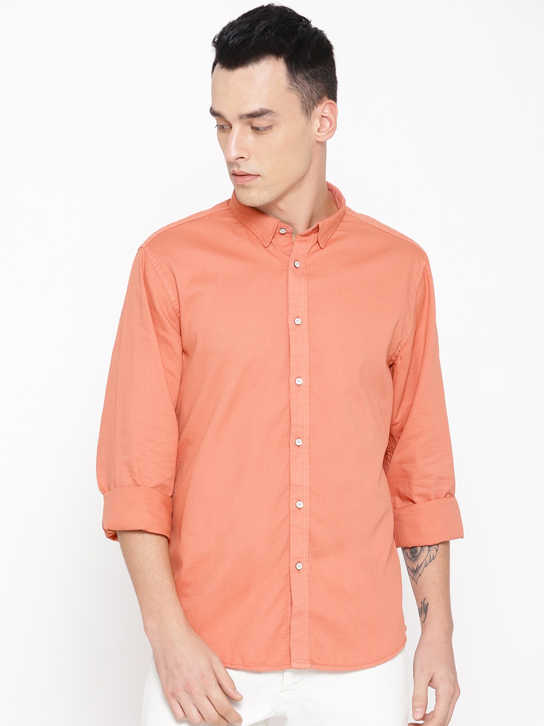

Blackberrys Men Peach-Coloured Slim Fit Solid Casual Shirt