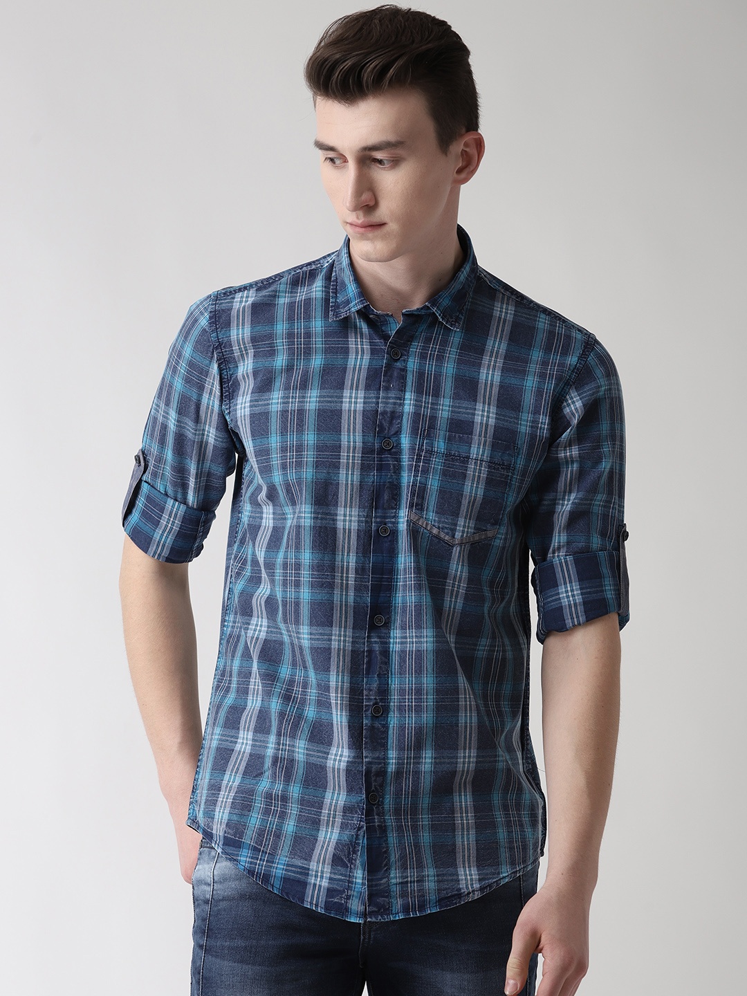 

Richlook Men Blue Slim Fit Checked Casual Shirt