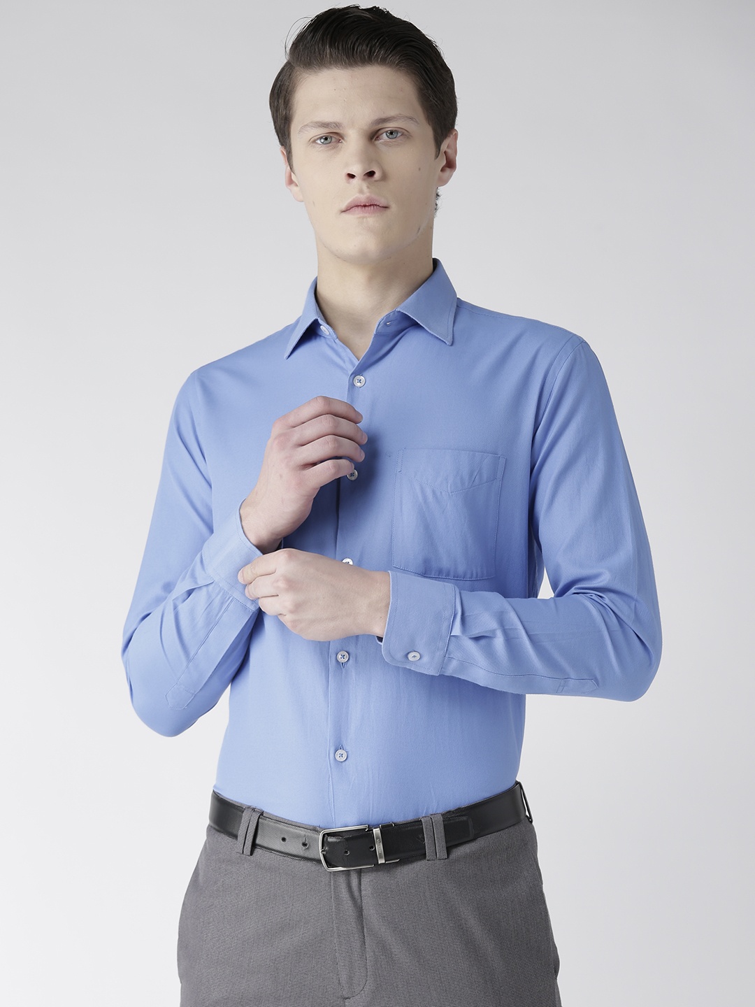 

Richlook Men Blue Regular Fit Solid Formal Shirt