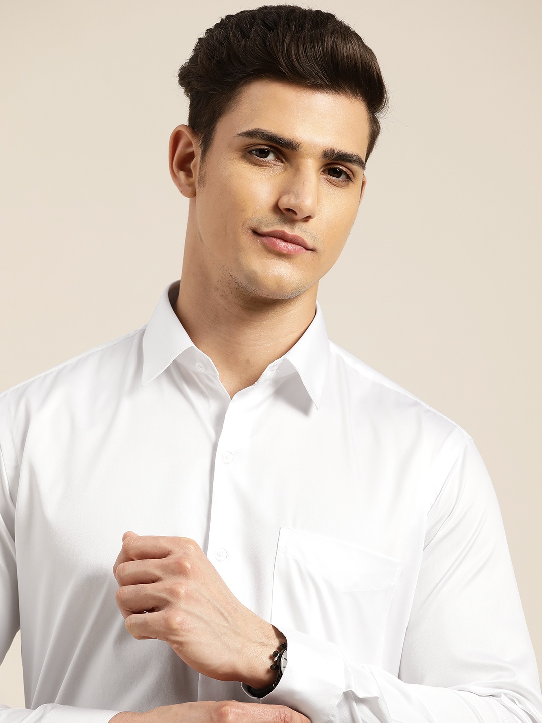 

Hancock Men White Solid Regular Fit Pure Cotton Formal Shirt