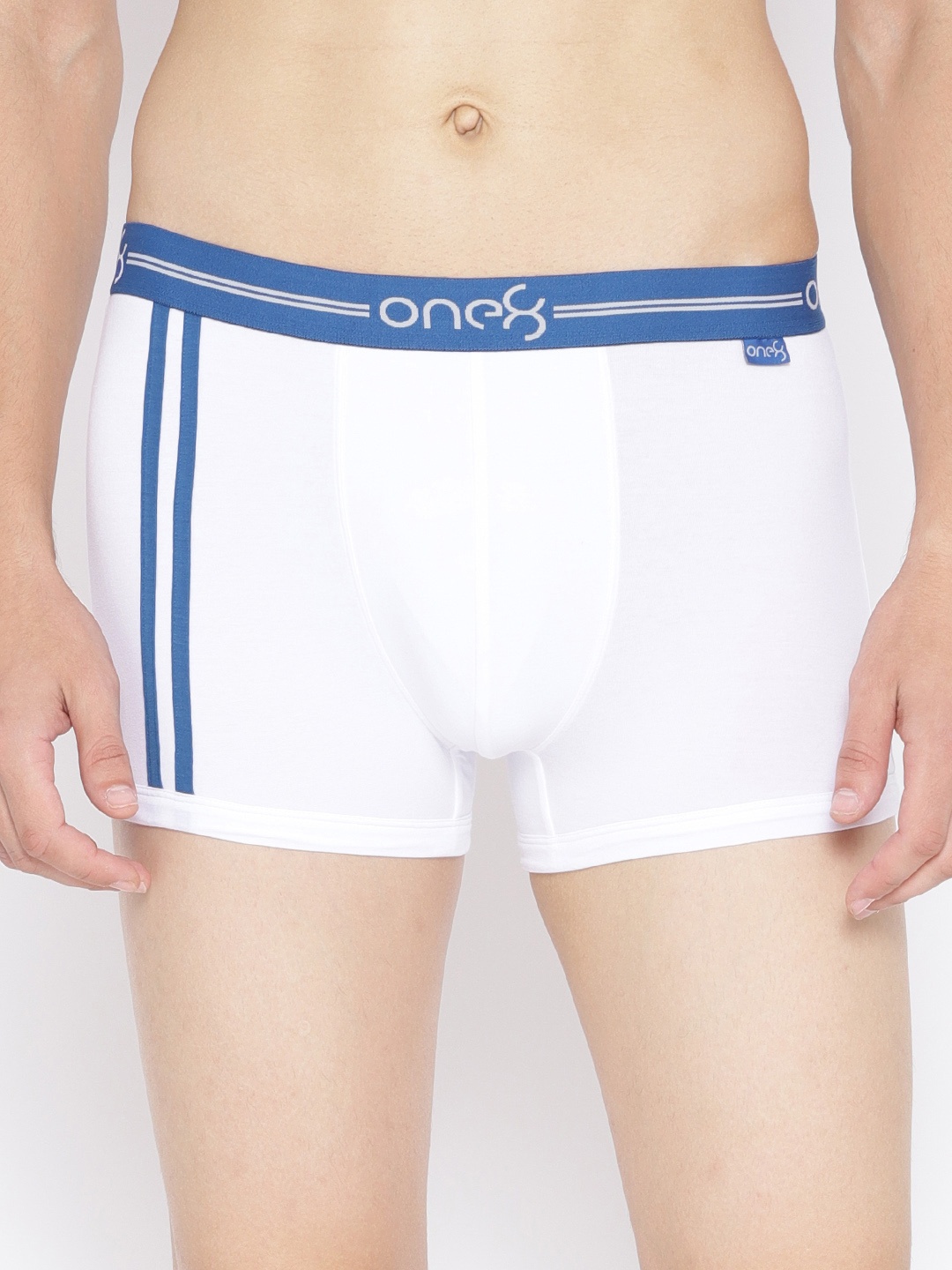 

one8 by Virat Kohli Men White Solid Trunks 206BX