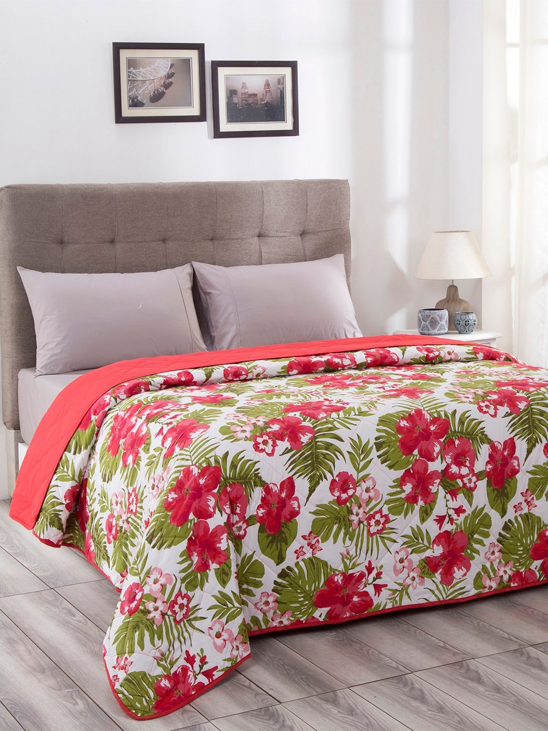 

In-House by maspar Red Floral Summer 100 GSM Cotton Reversible Double Comforter