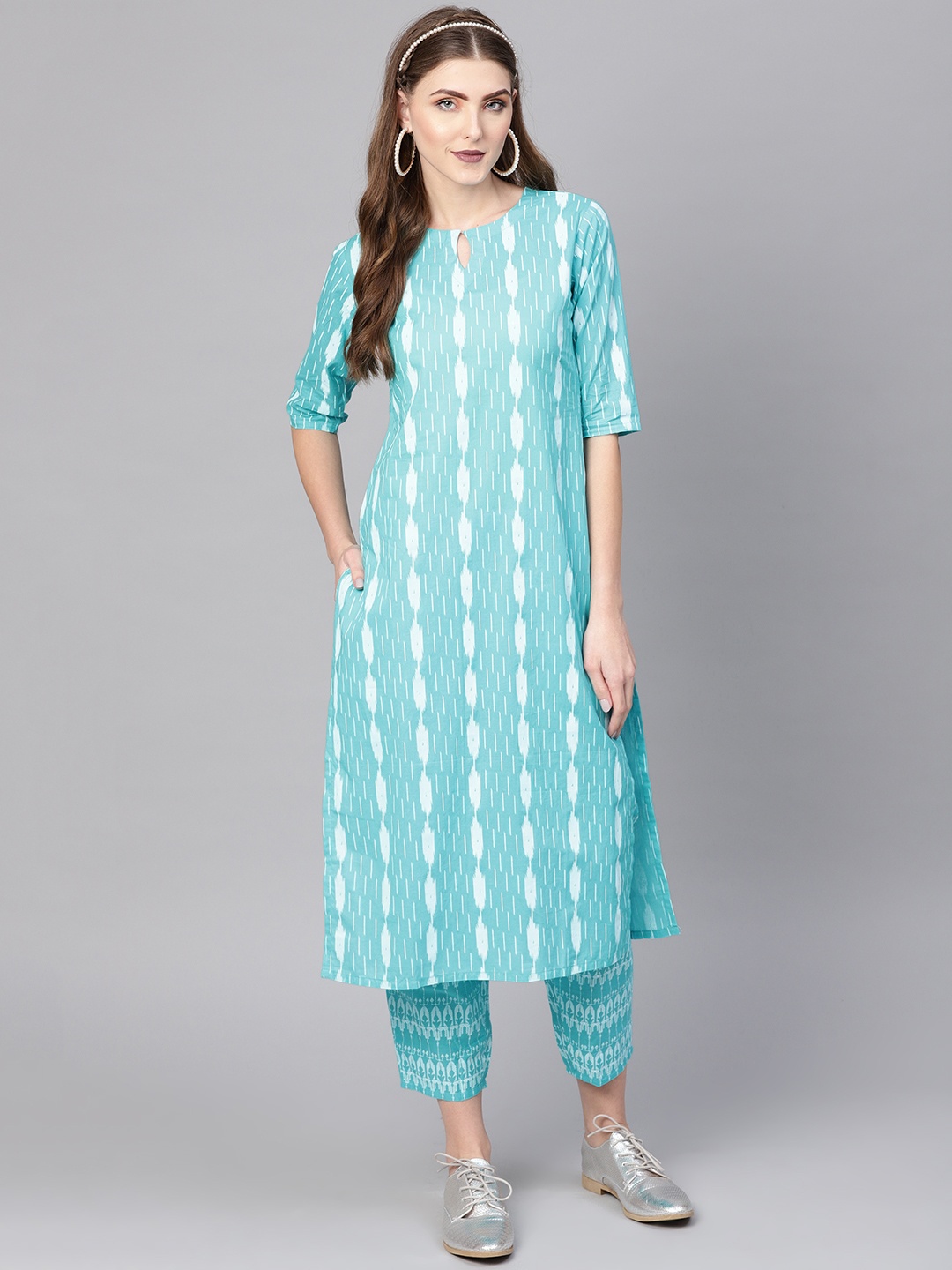 

Gerua By Libas Women Blue White Printed Kurta with Trousers