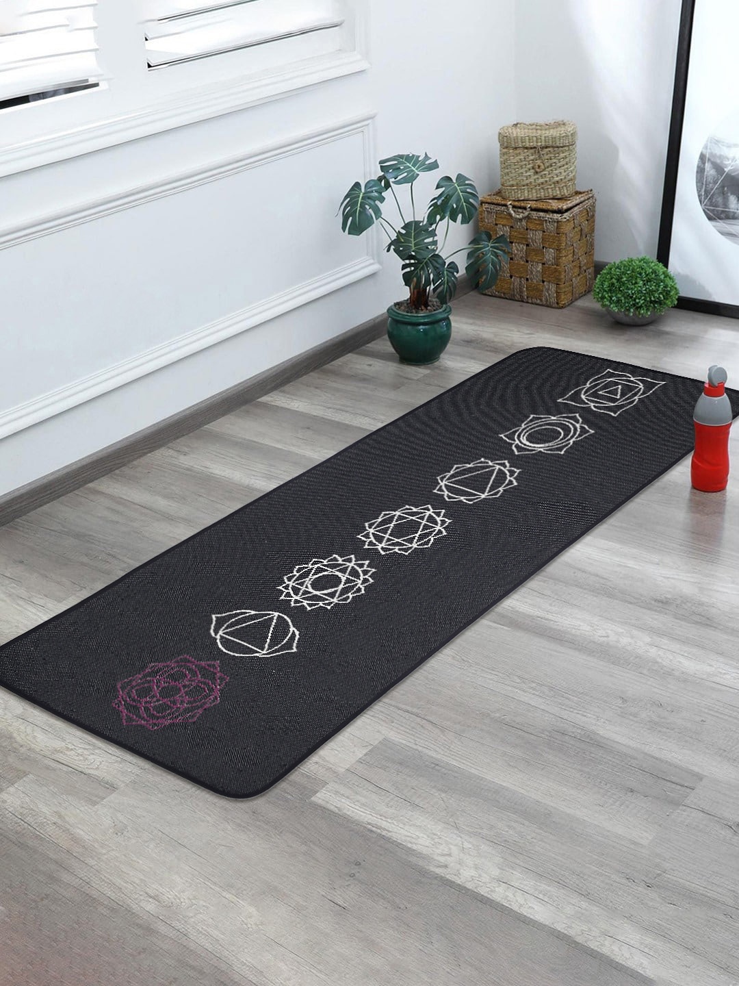 

Saral Home Black Printed Handloom Cotton Anti-Skid Yoga Mat