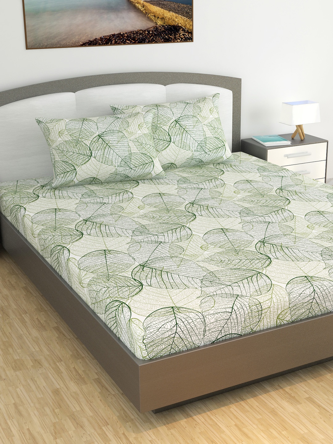

Divine Casa Green Floral 120 TC Cotton 1 King Bedsheet with 2 Pillow Covers