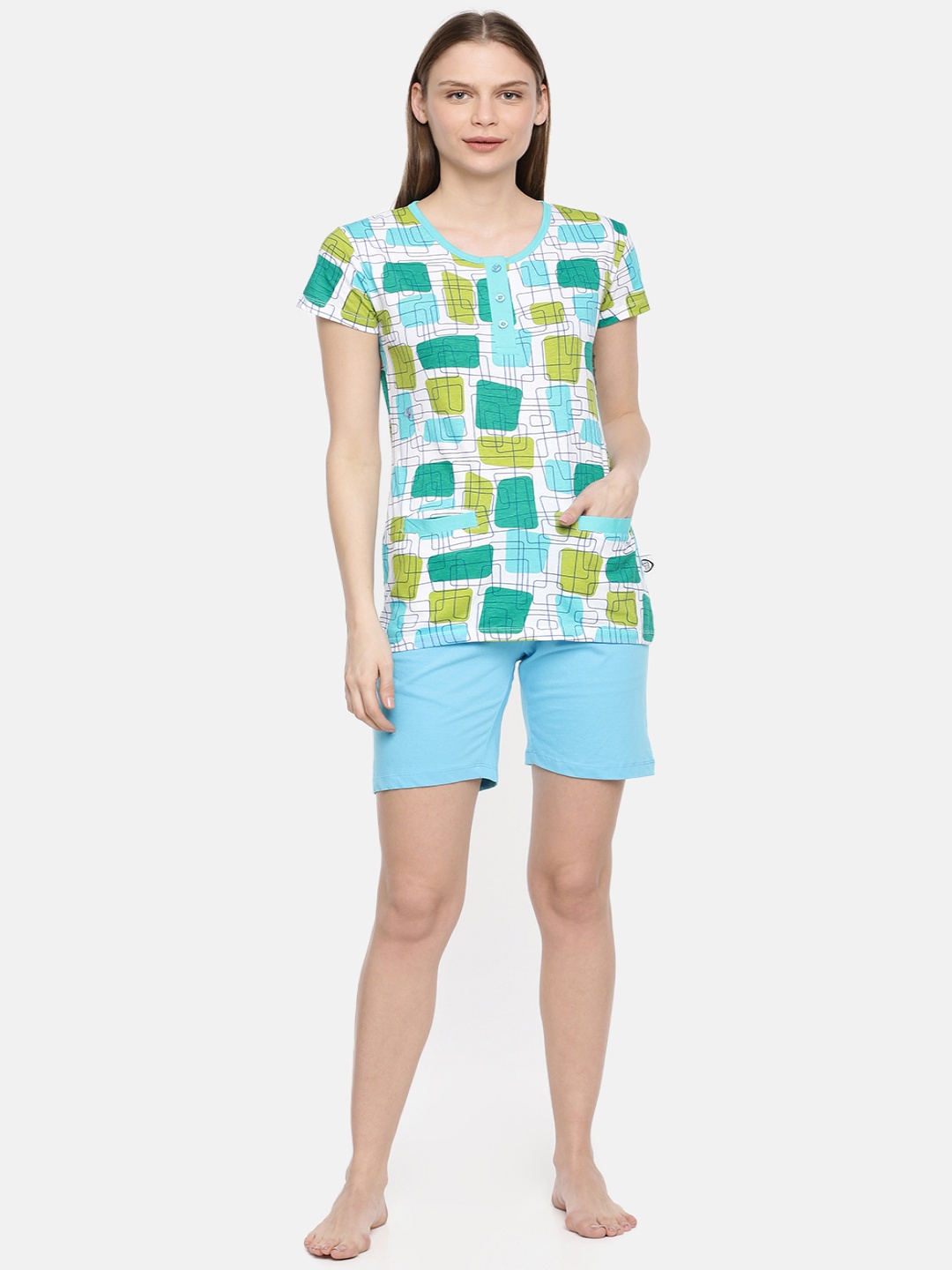 

zebu Women White & Turquoise Blue Printed Night suit