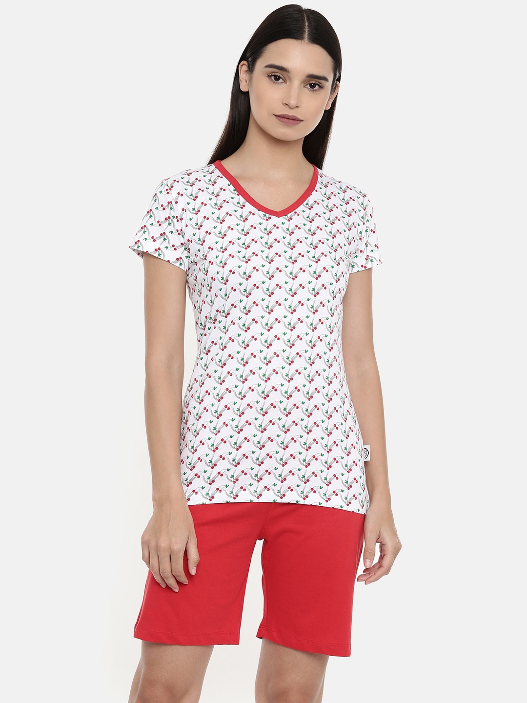 

zebu Women White & Red Printed Night suit