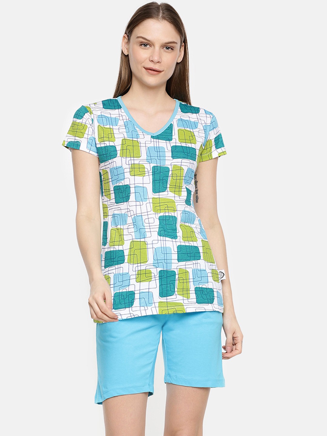 

zebu Women Blue & White Printed Night suit