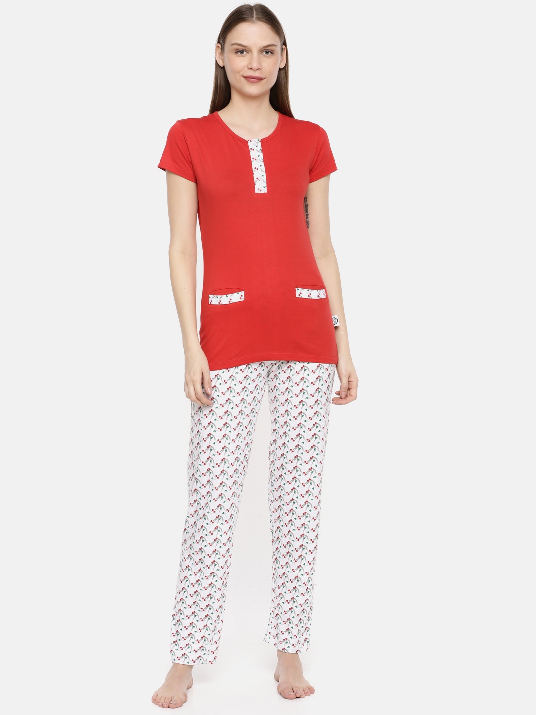 

zebu Women Red & White Solid Night suit