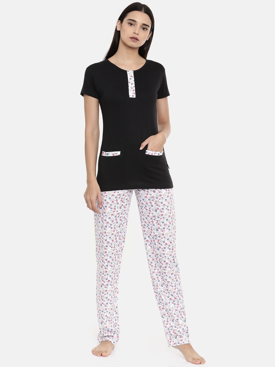 

zebu Women Black & White Solid Night suit