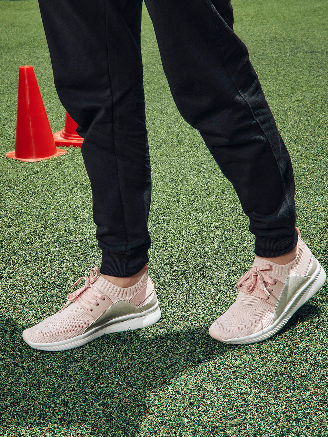 

HRX by Hrithik Roshan Women Peach-Coloured Woven Design Sneakers