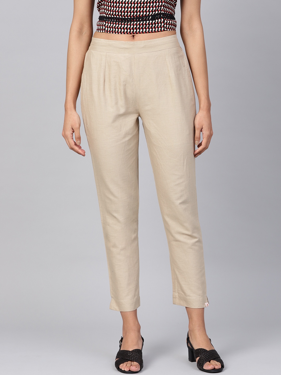 

Juniper Sand Grey Solid Cotton Flex Slim Fit Women Pants With Two Pockets, Beige