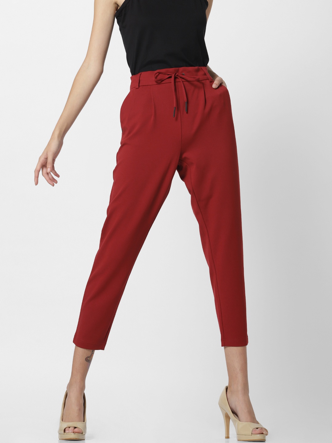 

ONLY Women Maroon Regular Fit Solid Cropped Regular Trousers
