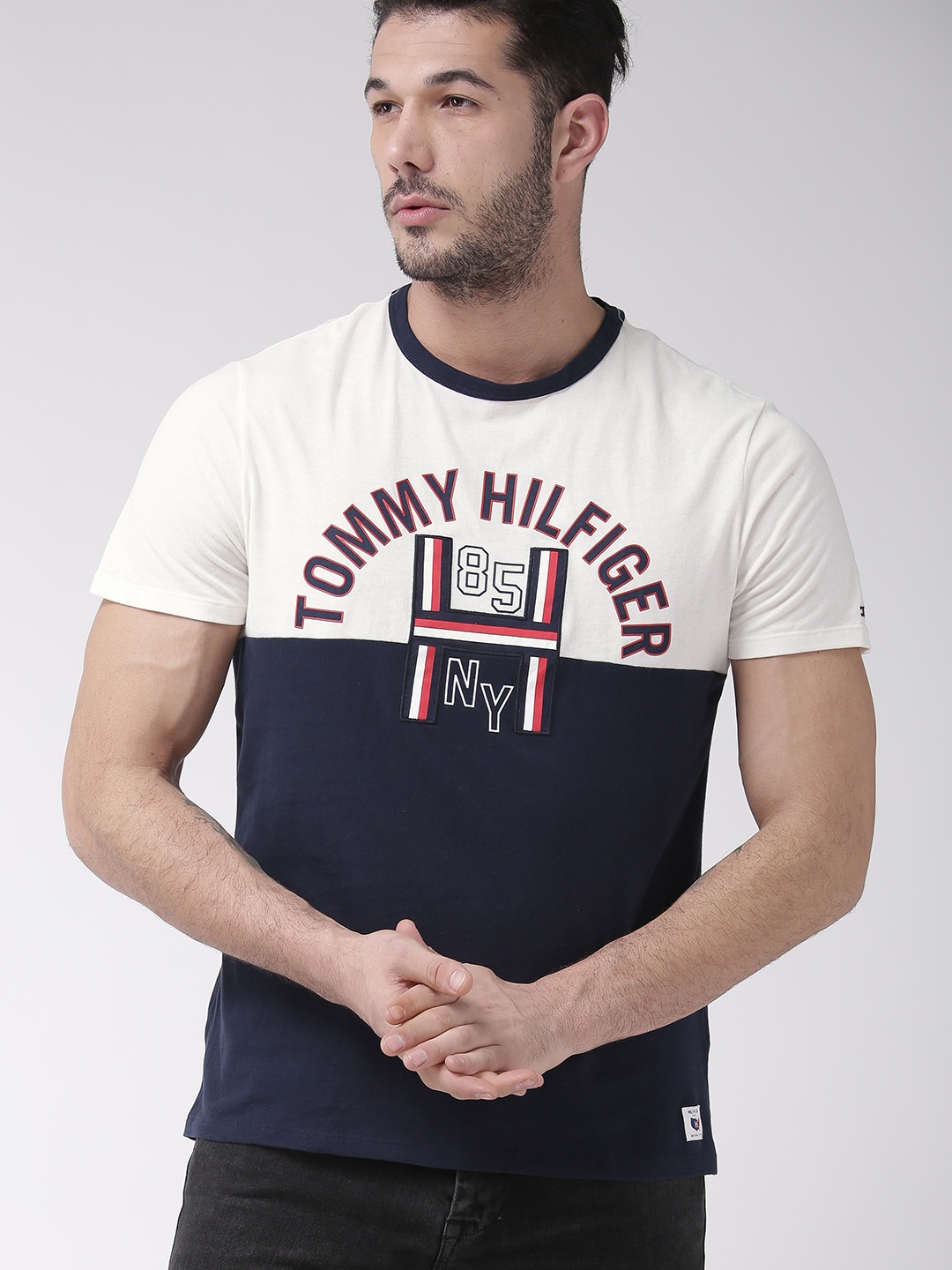 

Tommy Hilfiger Men Navy Blue & Off-White Printed Round Neck T-shirt