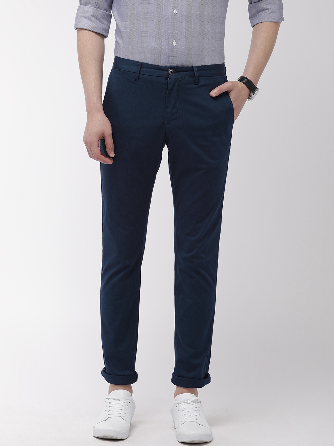 

Tommy Hilfiger Men Navy Blue Denton Straight Fit Solid Chinos