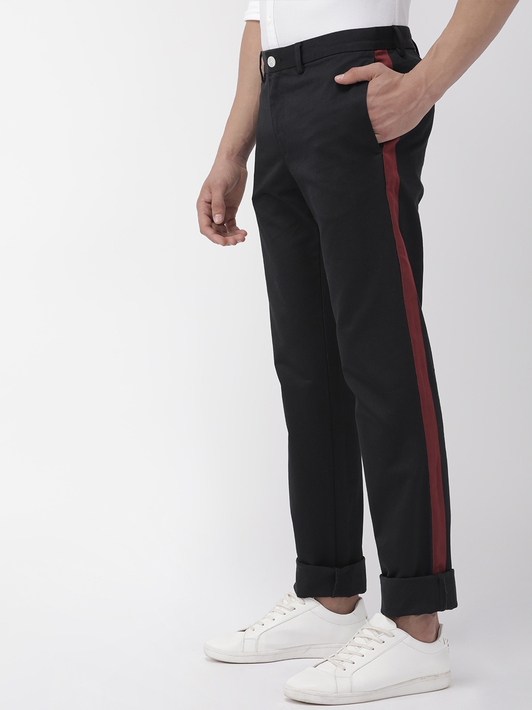 

Tommy Hilfiger Lewis Hamilton Men Black Regular Fit Solid Chinos with Side Panels