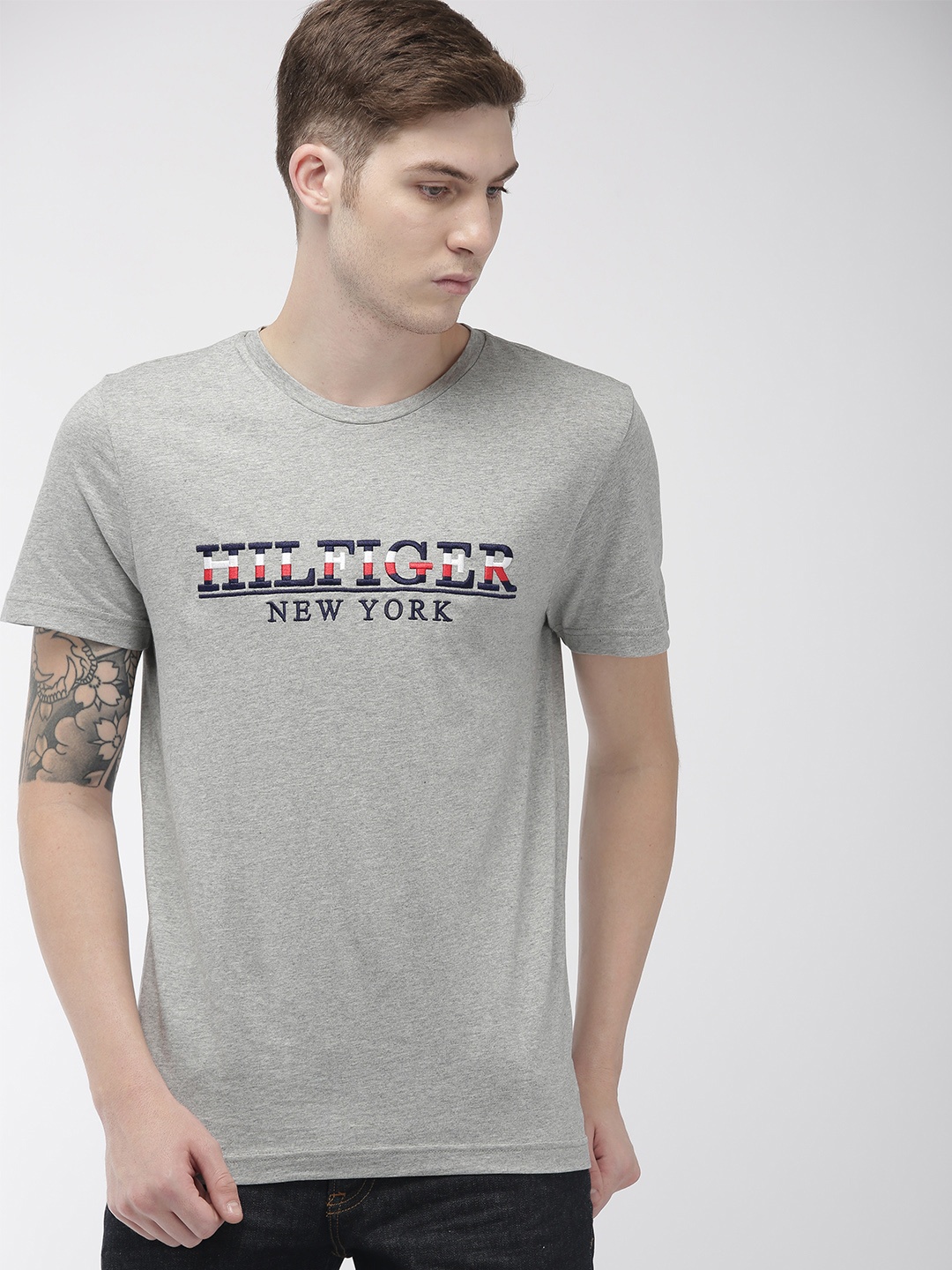 

Tommy Hilfiger Men Grey Embroidered Round Neck Pure Cotton T-shirt