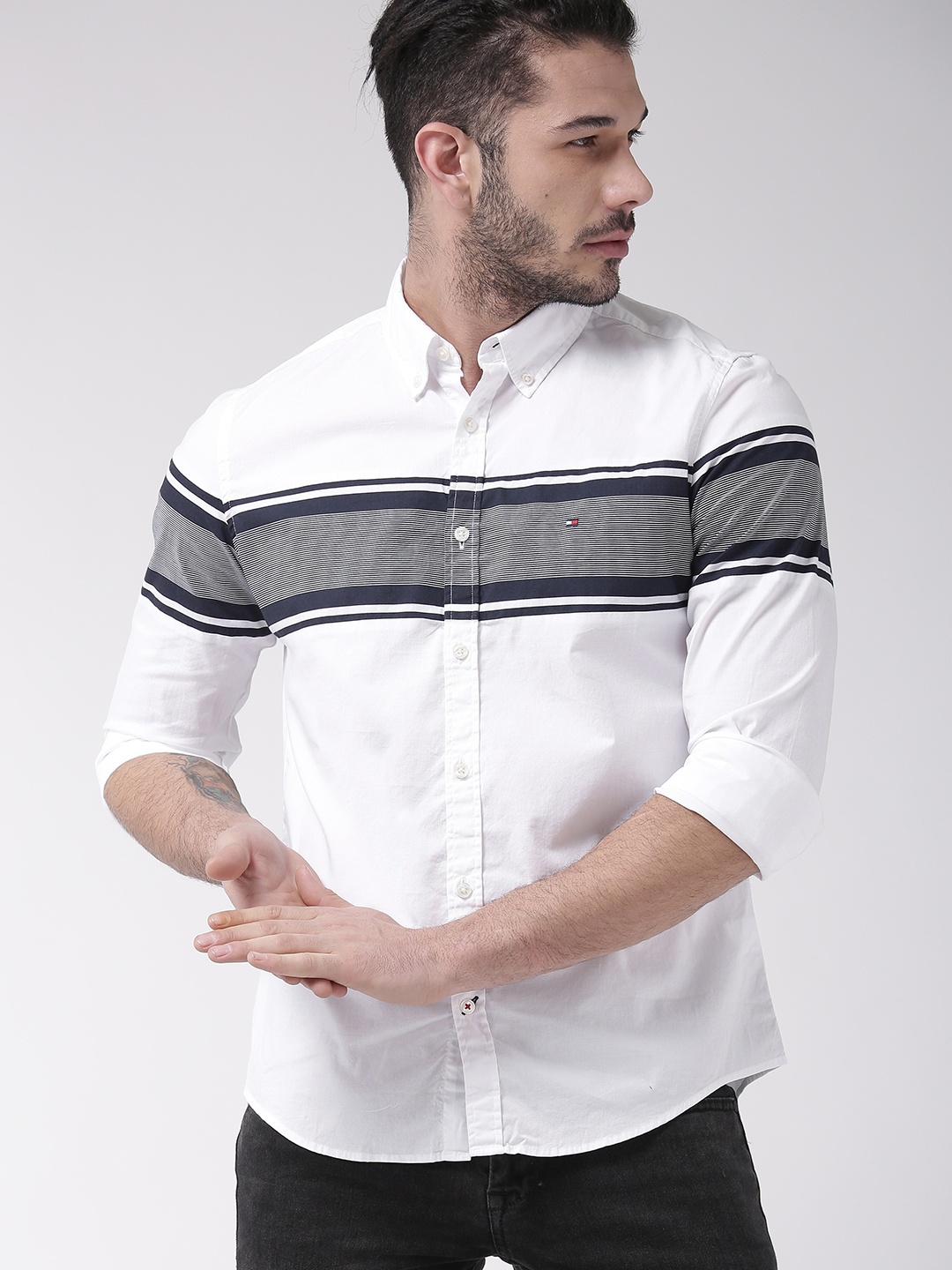 

Tommy Hilfiger Men White Slim Fit Printed Detail Knitted Casual Shirt