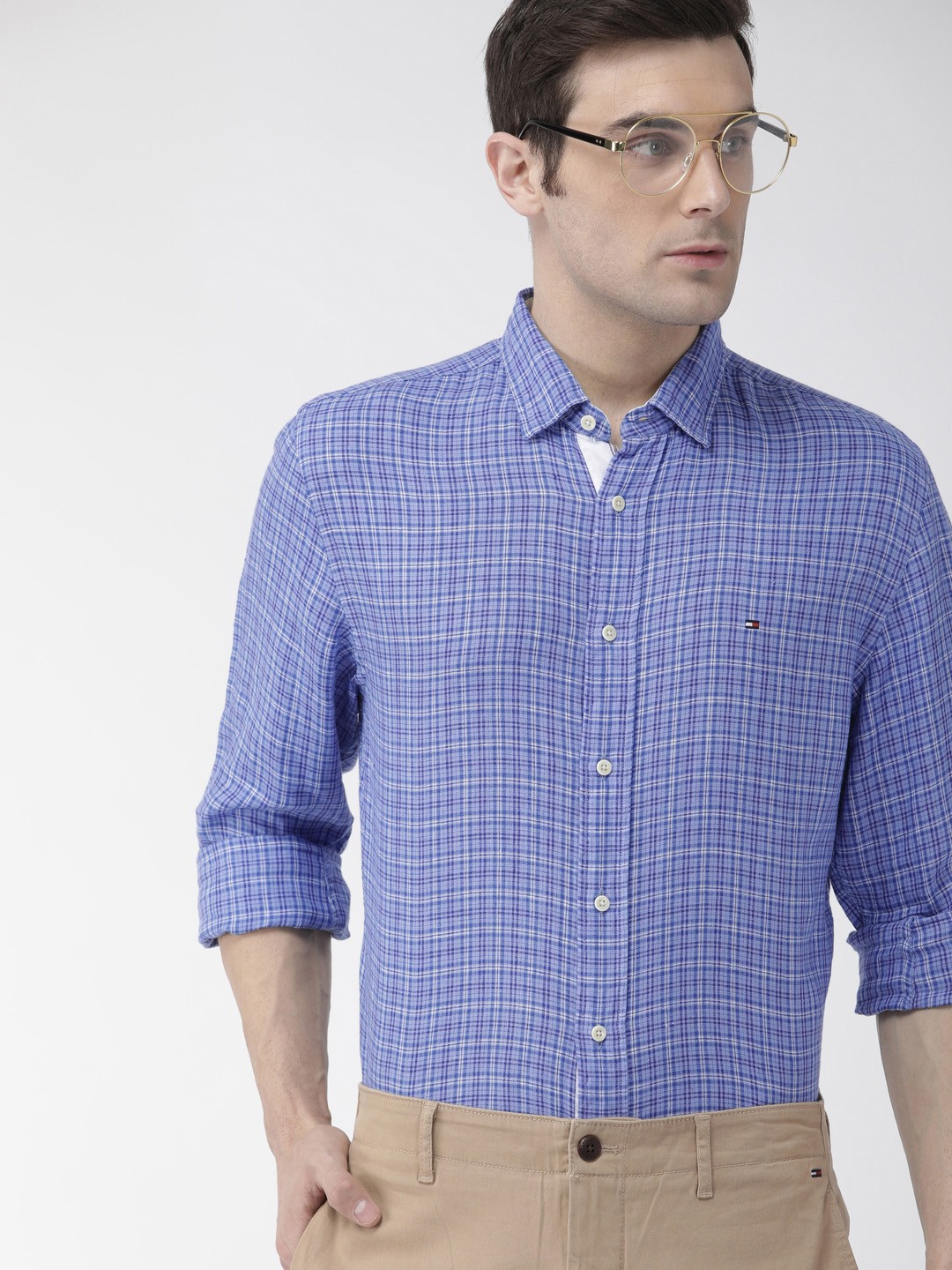 

Tommy Hilfiger Men Blue & Off-White Checked Regular Fit Casual Shirt
