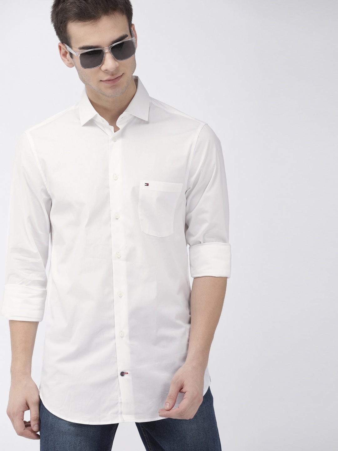 

Tommy Hilfiger Men White Slim Fit Solid Casual Shirt