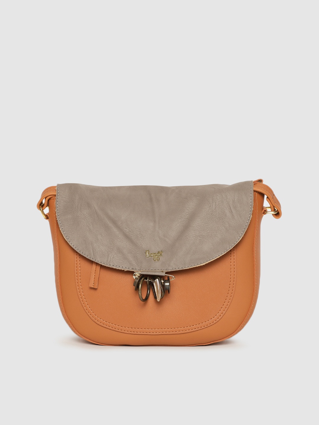 

Baggit Tan Brown Solid Sling Bag