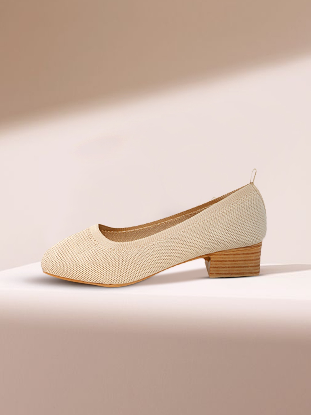 

Allen Solly Women Beige Mesh Pumps