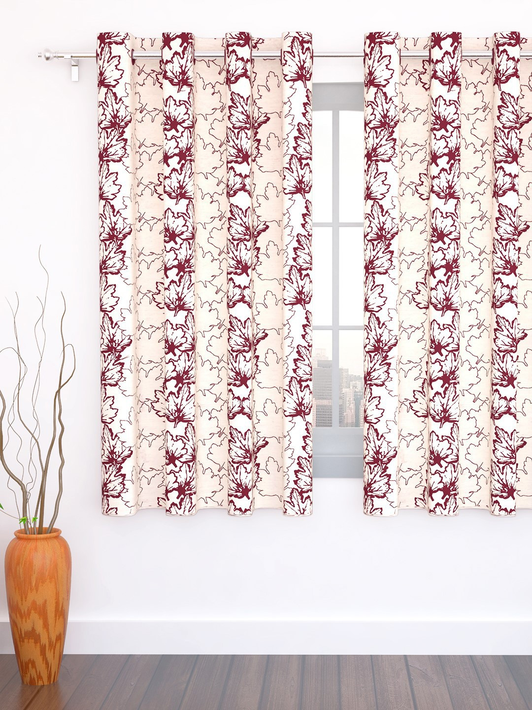 

Story@home Maroon & Cream-Coloured Jacquard Textured Single Window Curtain