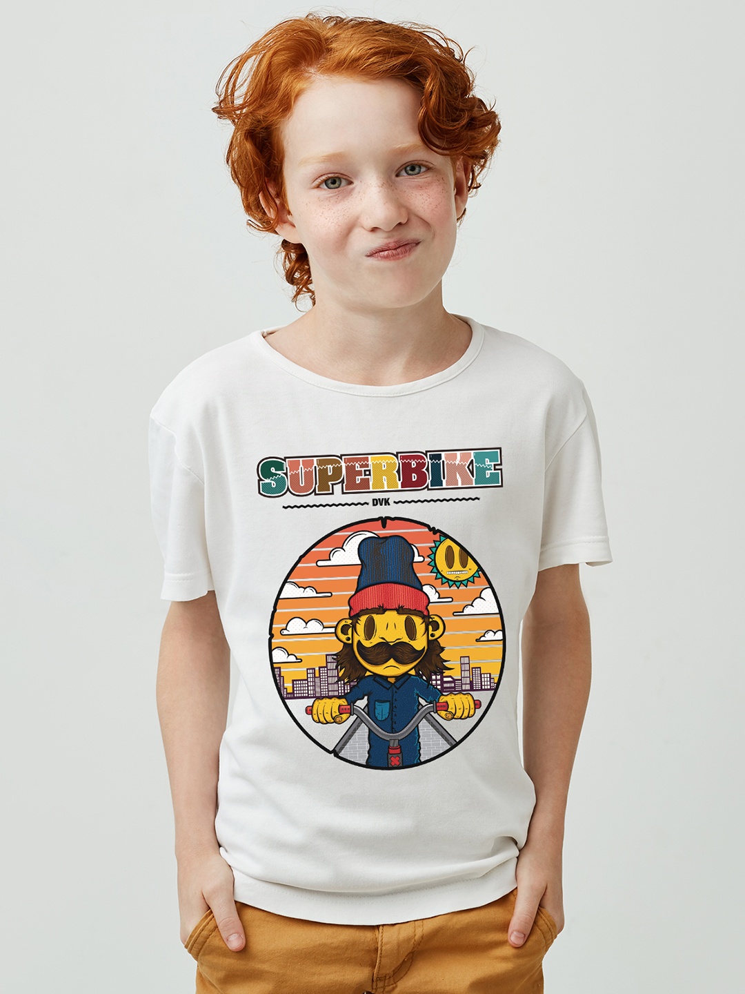 

THREADCURRY Boys White Printed Round Neck T-shirt