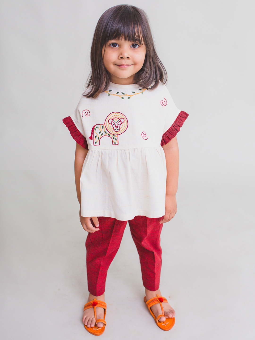 

Tiber Taber Girls White & Maroon Solid Top with Trousers