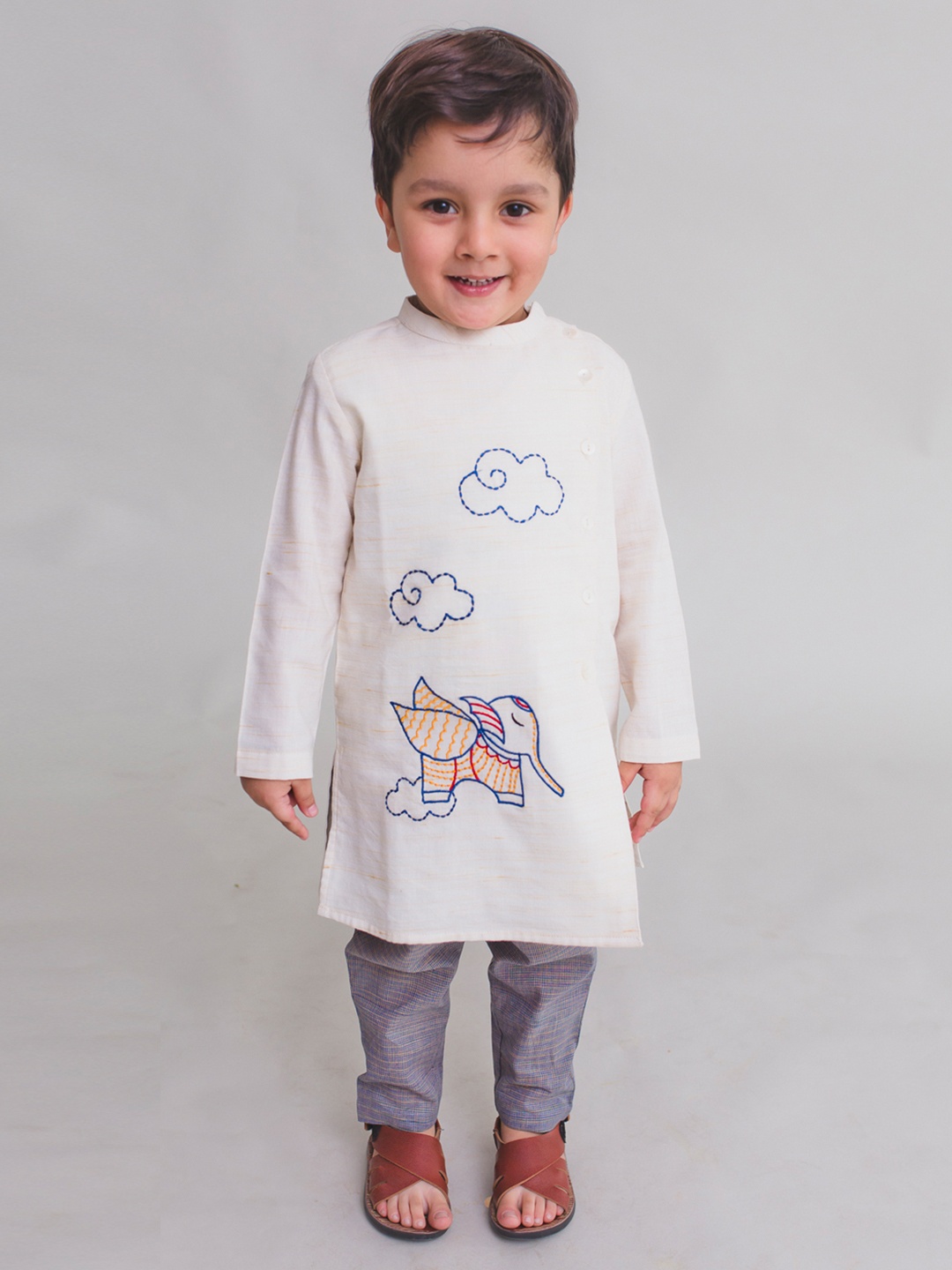 

Tiber Taber Boys Off-White & Grey Embroidered Kurta with Pyjamas