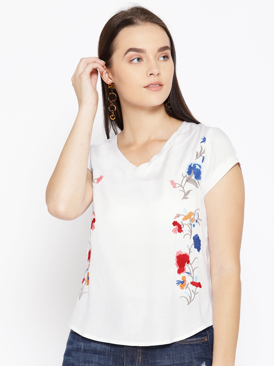 

DODO & MOA Women White & Red Floral Embroidered Top