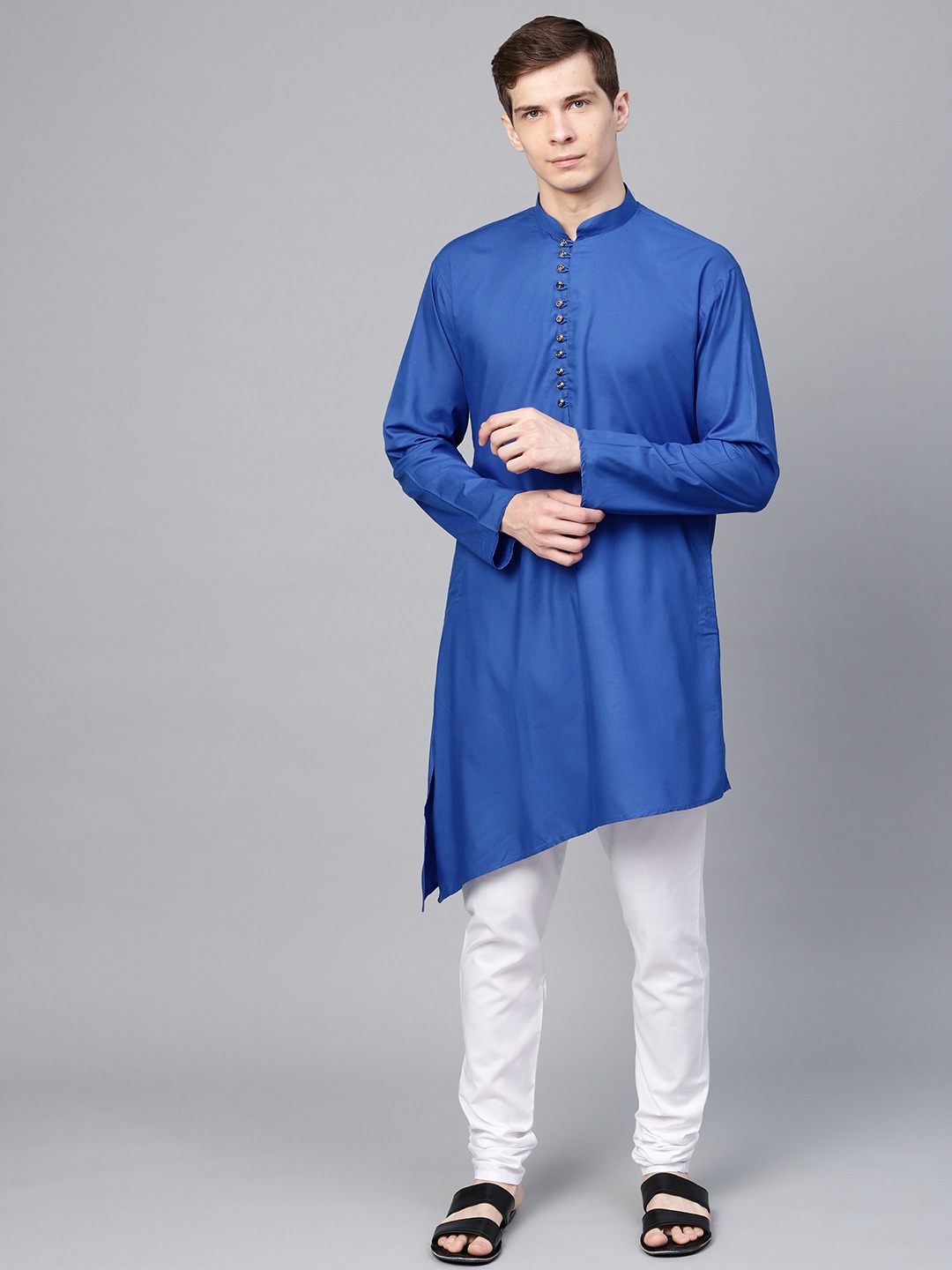 

SOJANYA Men Blue & White Solid Kurta with Churidar