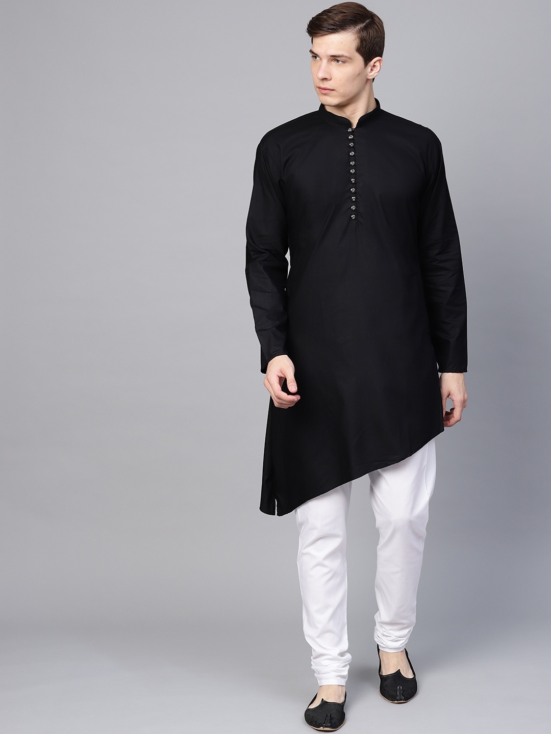 

SOJANYA Men Black & White Solid Kurta with Churidar