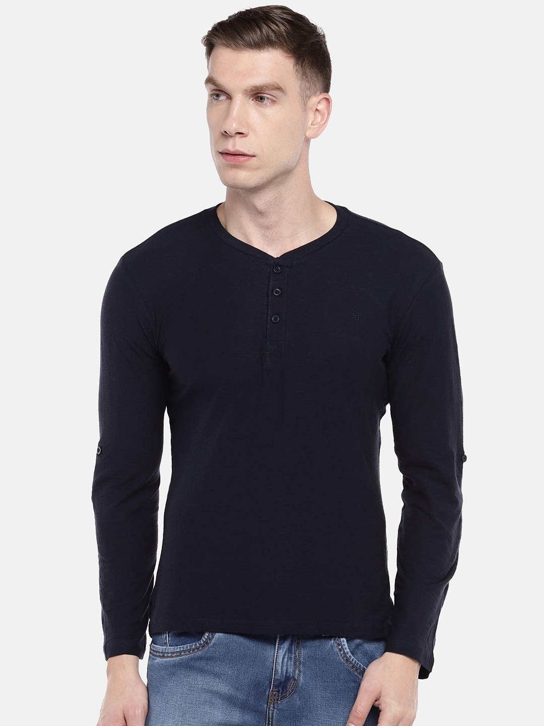 

Globus Men Navy Blue Solid Henley Neck T-shirt
